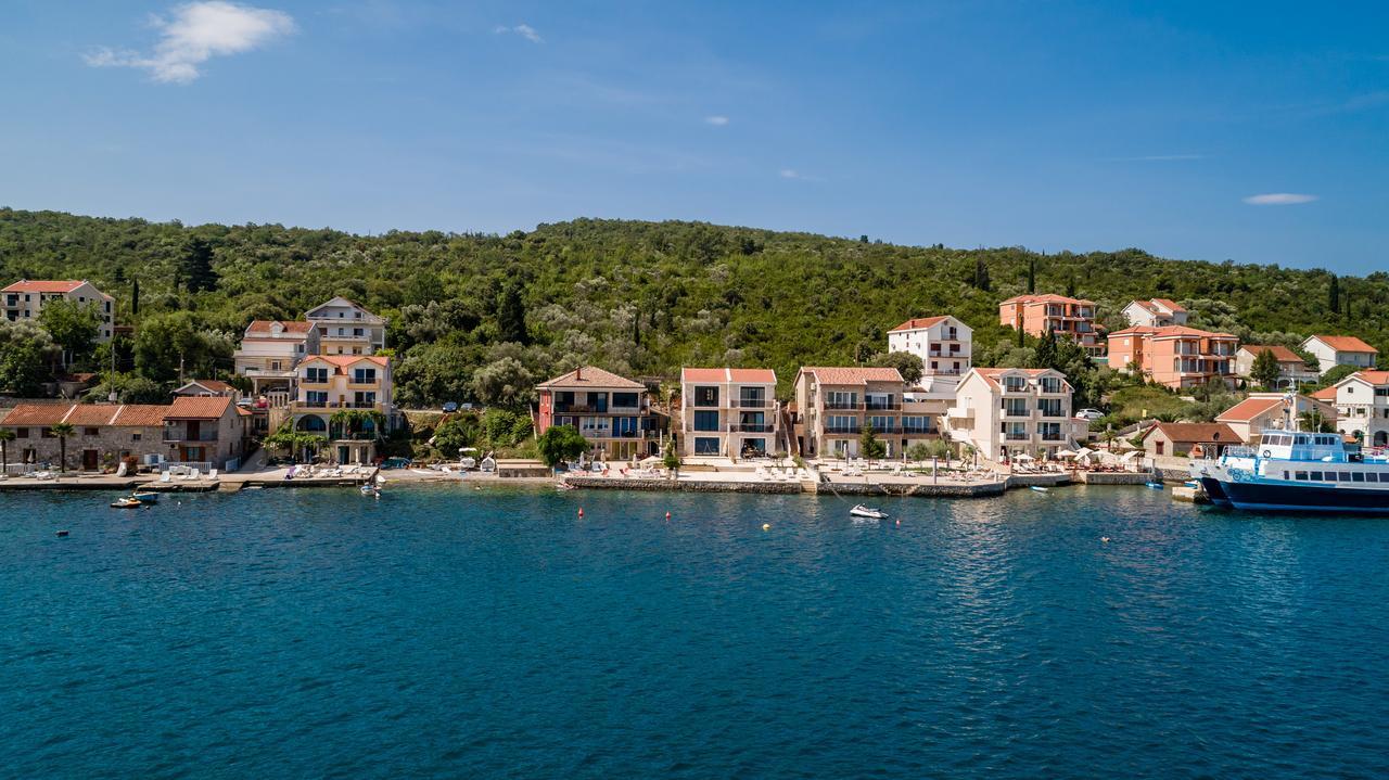 Apartmani Mia Tivat Exteriör bild