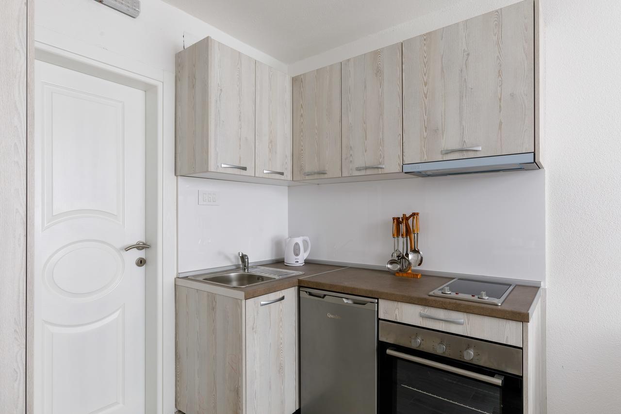 Apartmani Mia Tivat Exteriör bild